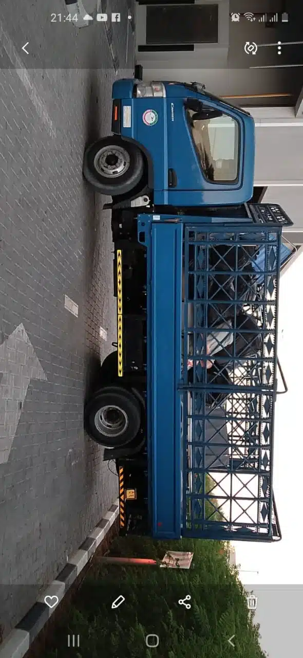 1 ton pickup for rent in al Nahda Dubai Sharjah