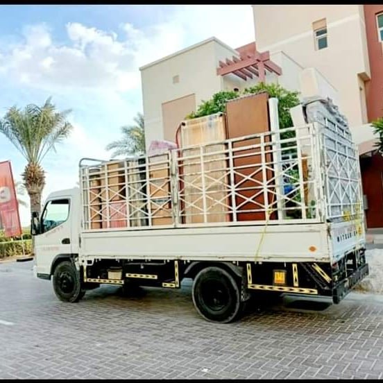 Movers packers in Jumairah village 052 876 3258