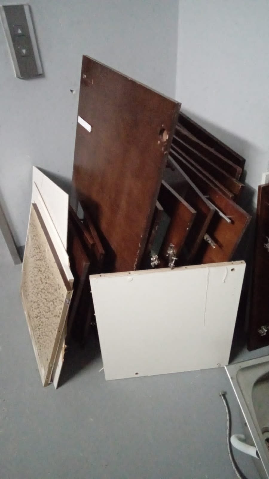 Junk Removal in Business Bay 0527161730