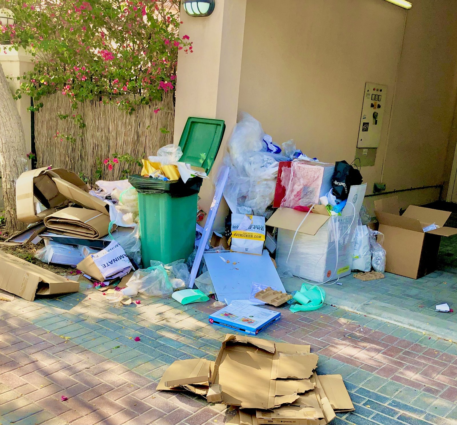 Rubbish Removal Dubai 0527161730