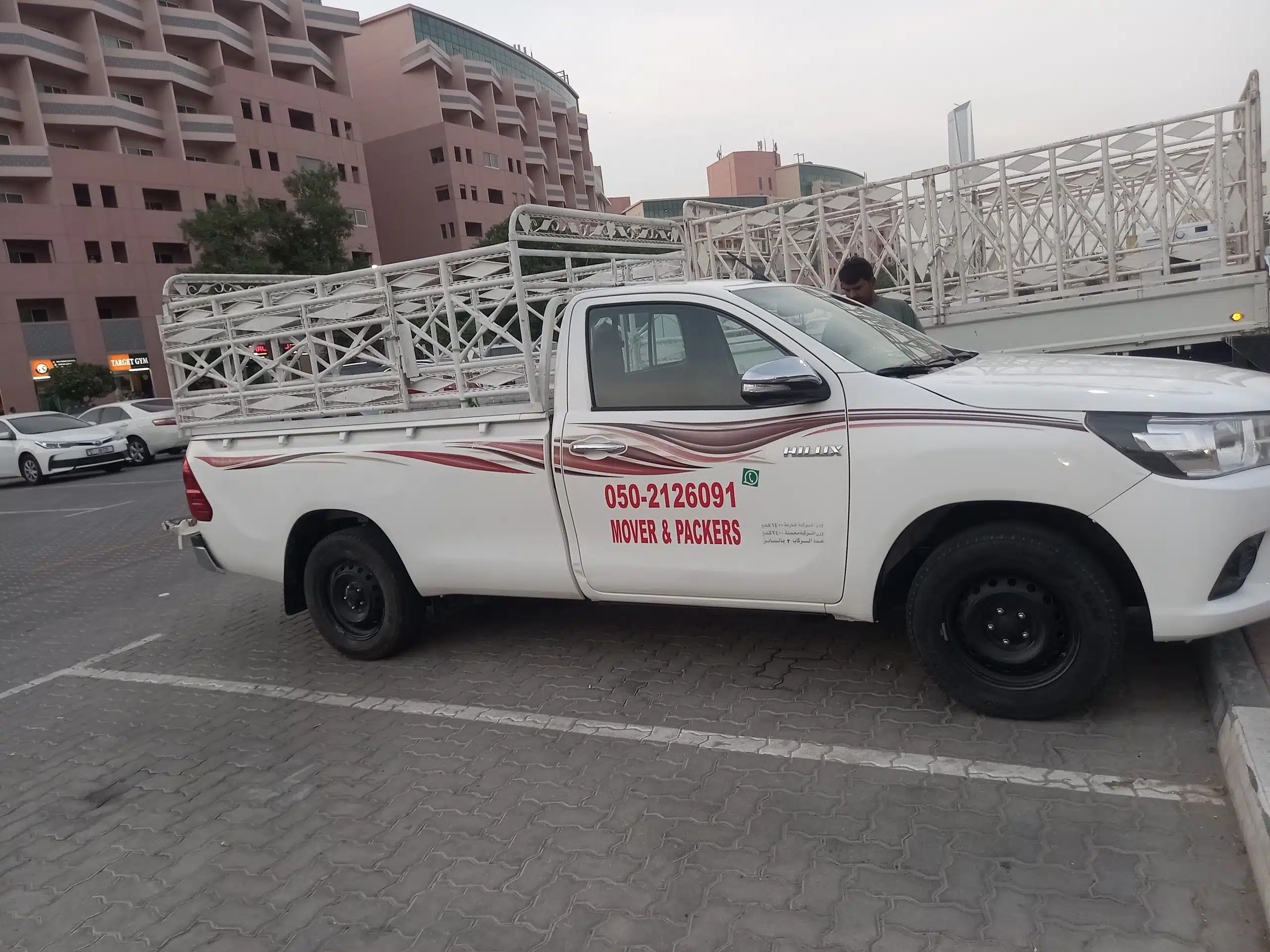 1 ton pickup for rent in dip 0502126091