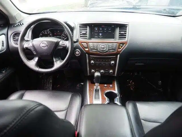2017 Nissan Pathfinder Platinum Full Option  for sale