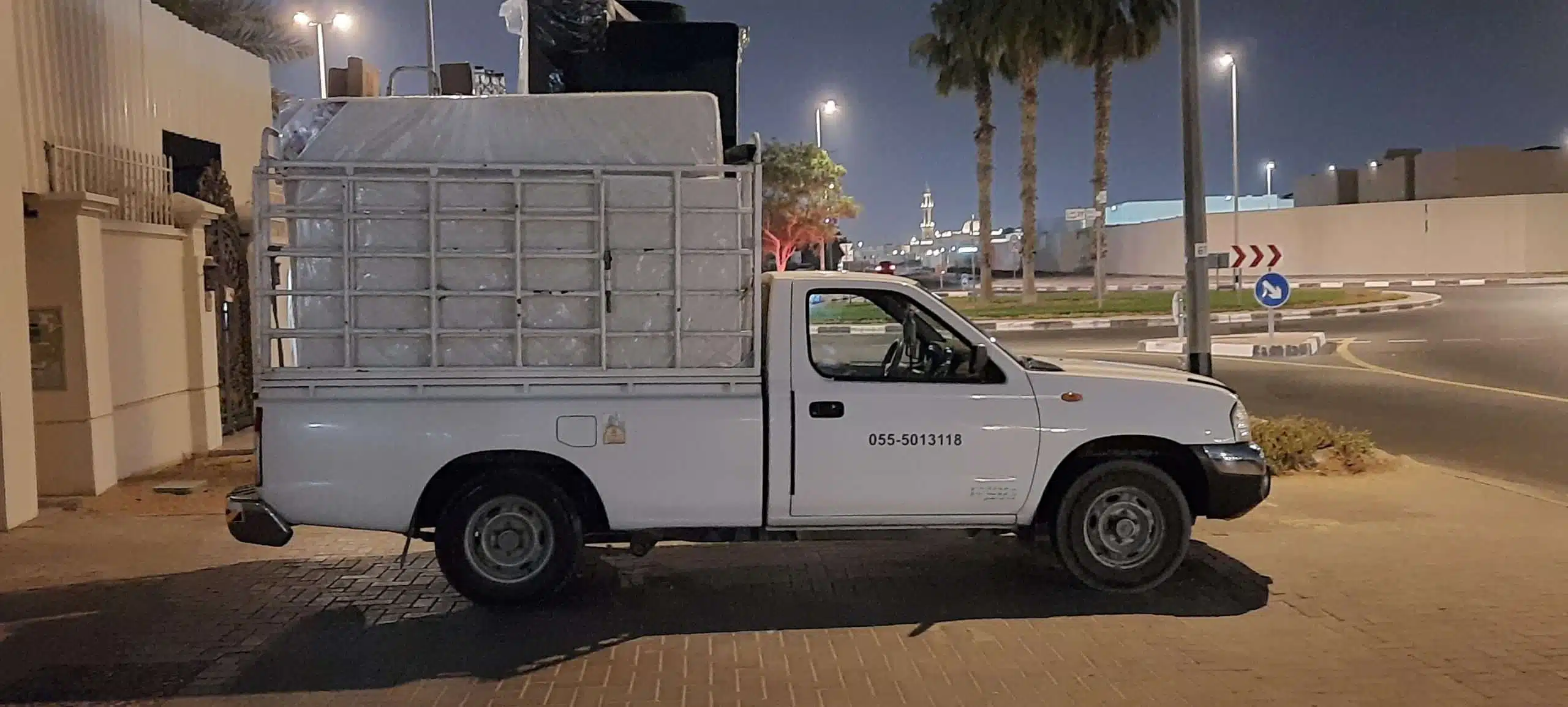 Pickup truck rental services sharjah