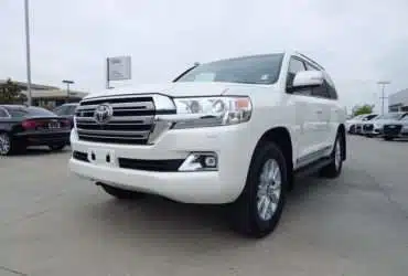 2016 TOYOTA LAND CRUISER LIMITED