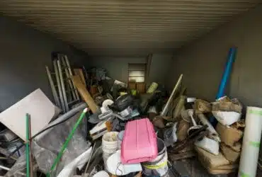 Remove your junk in the gardens 0527161730