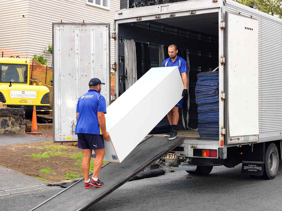 Free Junk Removal Dubai Marina 055-575 7094