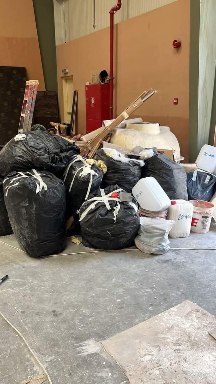 Fast Junk Removals Service in Dubai United Arab Emirates 055-9981753
