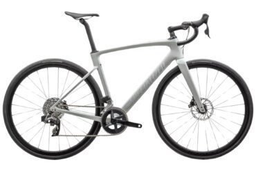 2024 Specialized Roubaix SL8 Expert Road Bike (Gun2BikeShop)