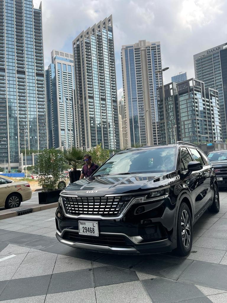 Rent a Car With Driver in Abu Dhabi – Limousine Dubai LLC