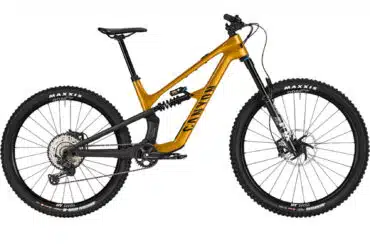 2024 Canyon Spectral CF 8 CLLCTV Mountain Bike (ALANBIKESHOP)